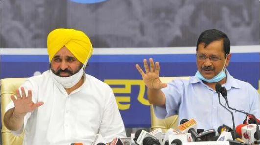 Bhagwant Mann, Kejriwal meet on AAP’s ‘free electricity’ for Punjab poll pledge