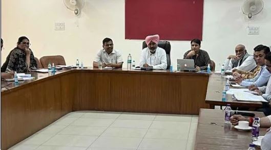 Punjab excise minister Harpal Singh Cheema holds consultations with stakeholders