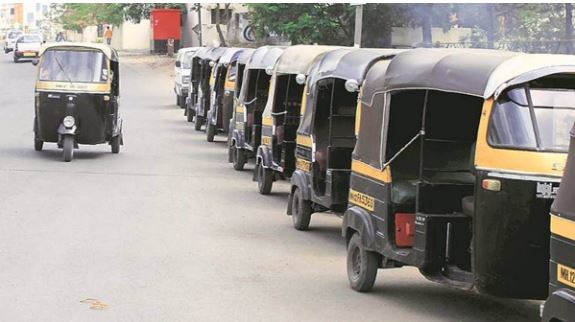 Experts meet auto drivers to discuss shift to electric autos in Amritsar
