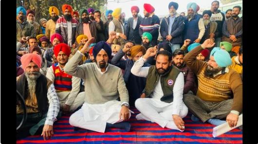 SAD leader joins PRTC, Punbus employees’ protest; demands reinstatement